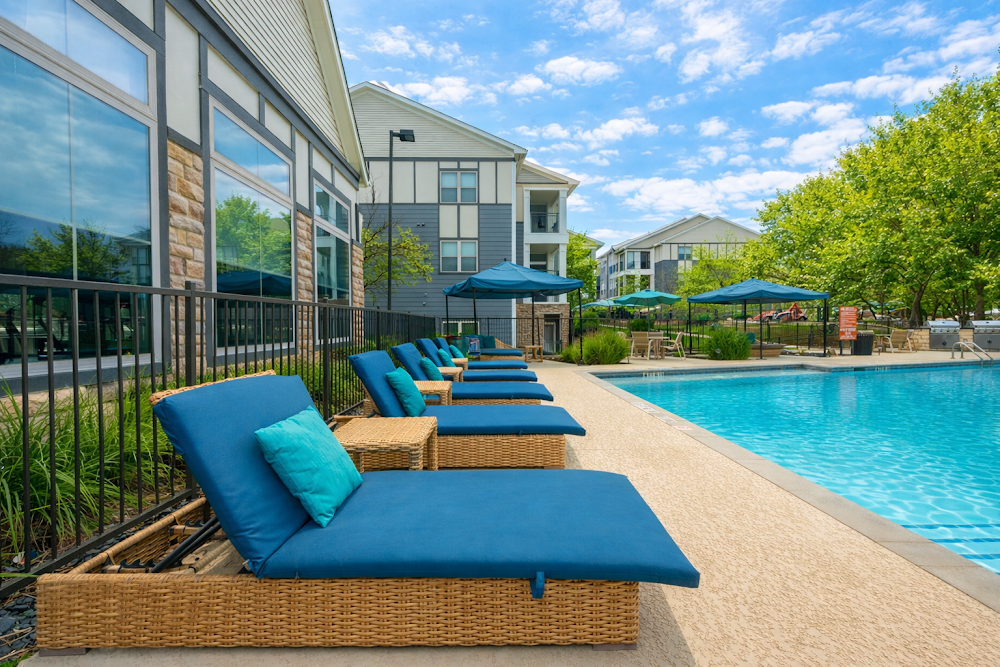 Encore 281 Apartments