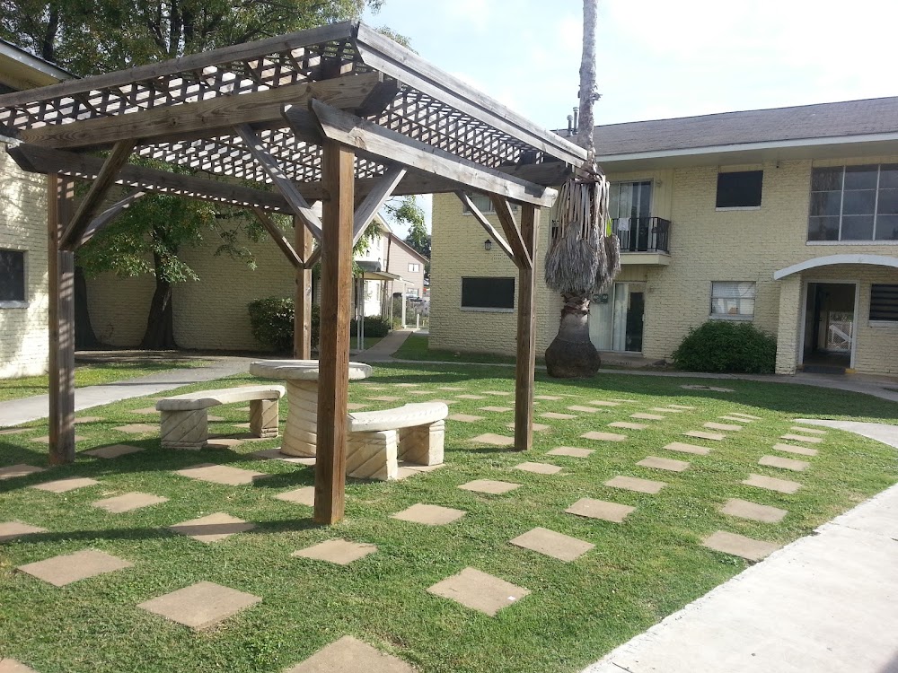 Cabana Apartments