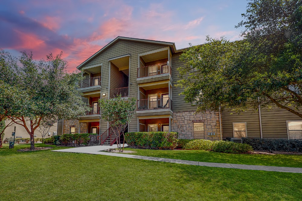 Brynwood Apartments