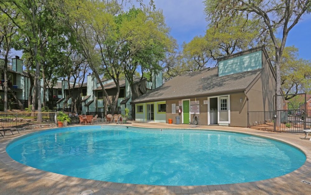 Elevate at Huebner Grove